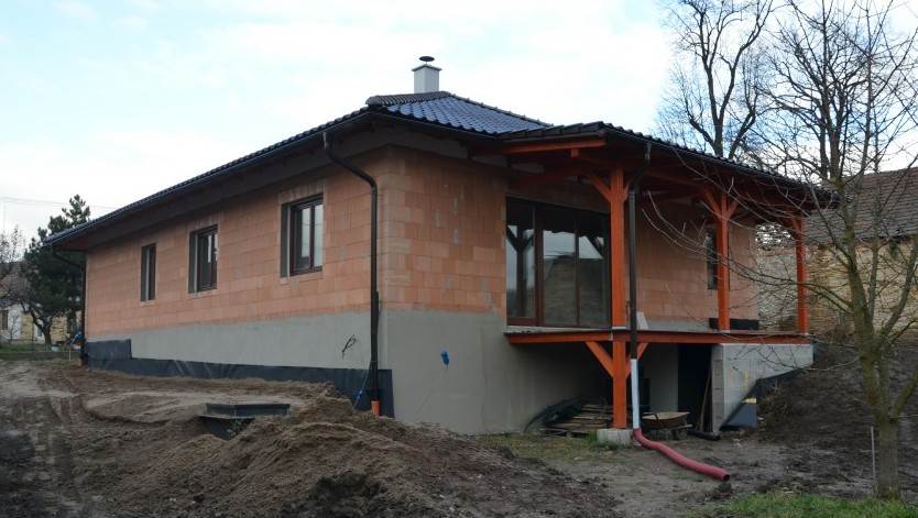 Hrubá stavba – rodinný dům, Polánky nad Dědinou