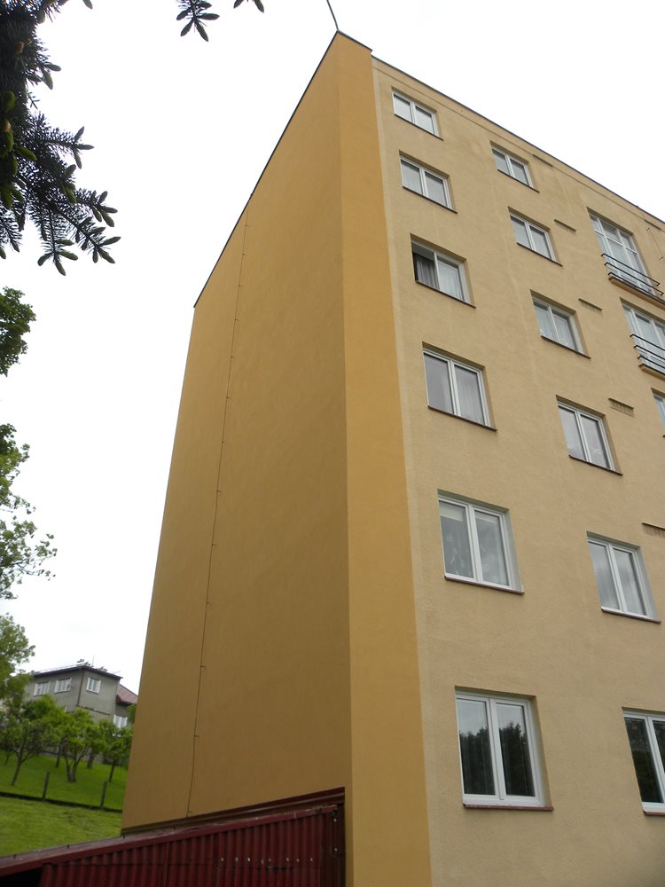 Zateplení štítových stěn bytového domu – Rychnov nad Kněžnou