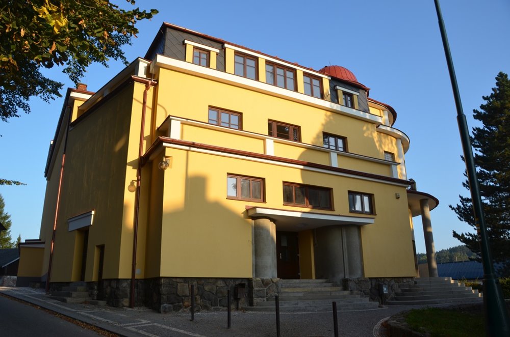 Zateplení a výměna oken Divadla Aloise Jiráska v Úpici