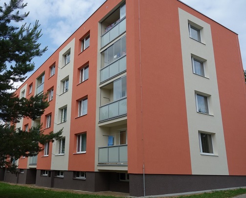 Revitalizace bytového domu, ulice Chmelová, Vysoké Mýto