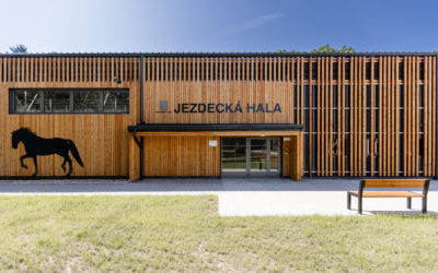Slavnostní otevření nové jízdárny