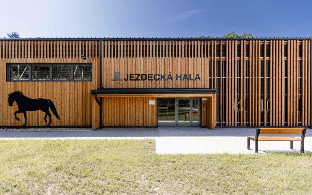 Střední škola chovu koní a jezdectví Kladruby nad Labem – výstavba jízdárny