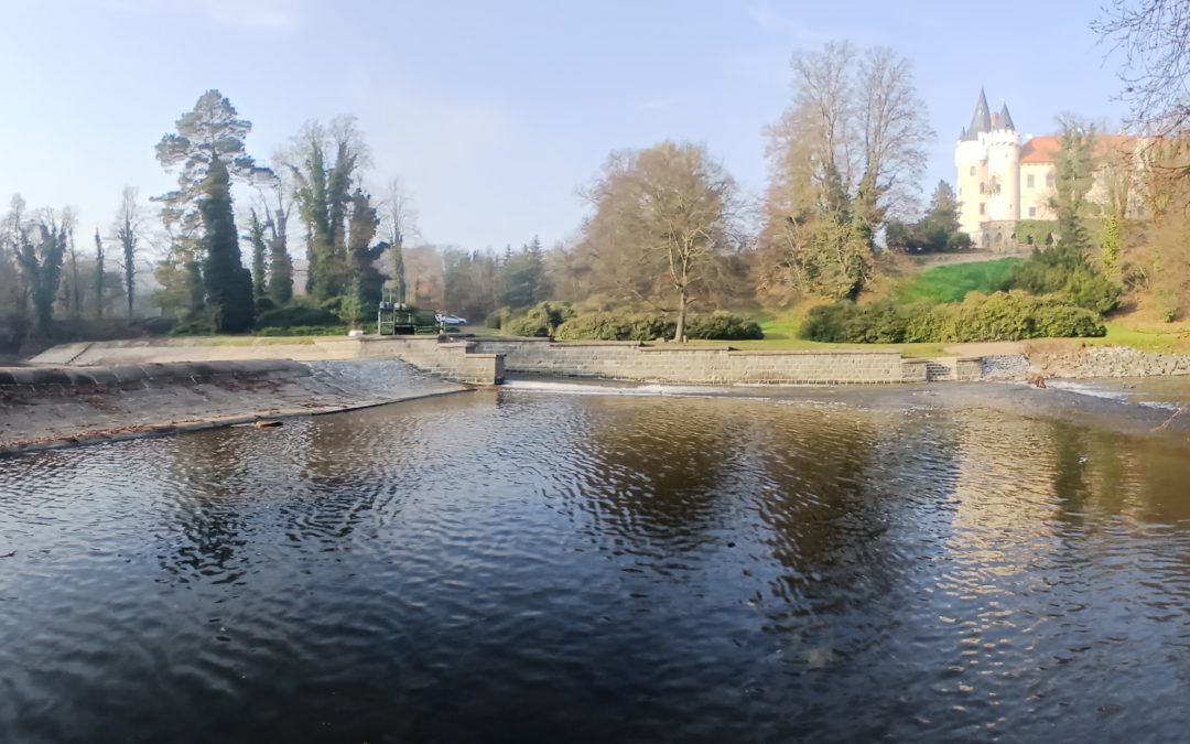 Doubrava, VD Žleby-Zámecký, oprava spárování, odstranění nánosů v nadjezí, oprava stavidla